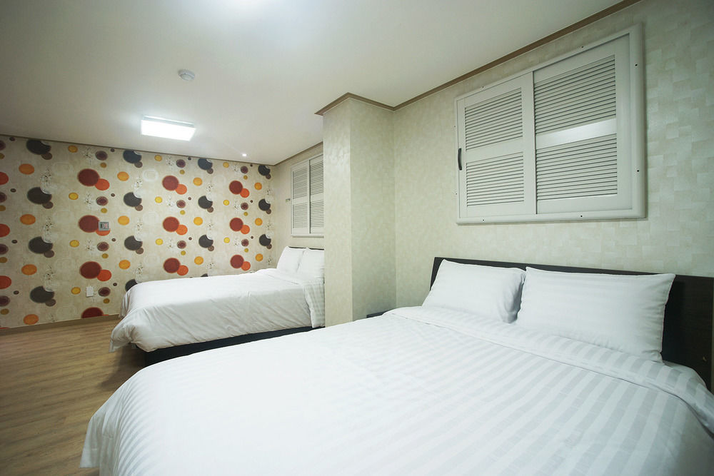 Orange Tree Hotel Jeju Exterior photo